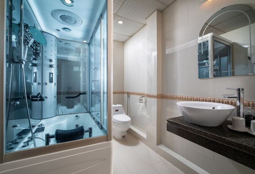 Chambre Familiale, La Suite Hotel & Spa