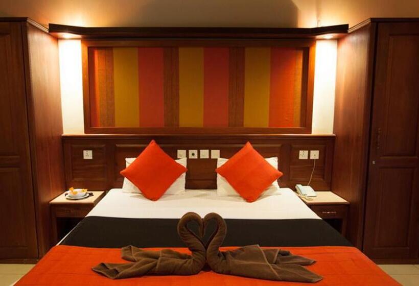 디럭스 룸, Pelwehera Village Resort
