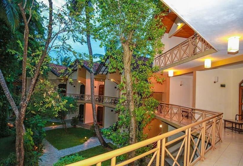 디럭스 룸, Pelwehera Village Resort