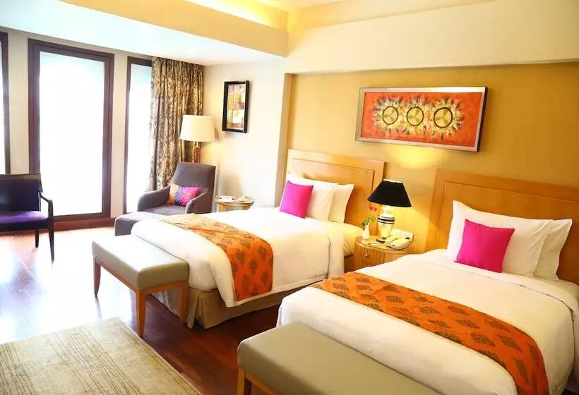 スーペリアールーム, Radisson Blu Udaipur Palace Resort & Spa