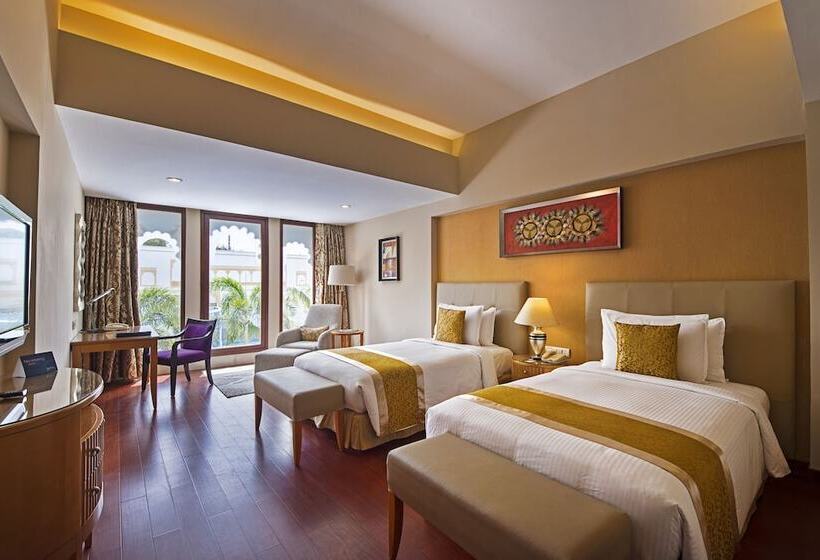 商务房间, Radisson Blu Udaipur Palace Resort & Spa