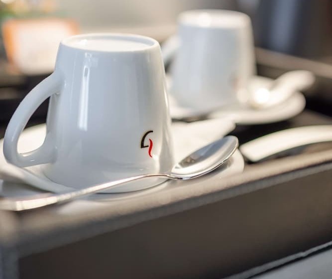 سوئیت پریمیوم, Radisson Blu Udaipur Palace Resort & Spa