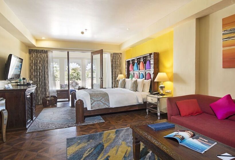 سوییت, Radisson Blu Udaipur Palace Resort & Spa