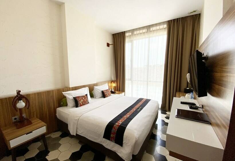 Номер Deluxe Кровать Кинг, Green Forest Resort & Wedding Bandung