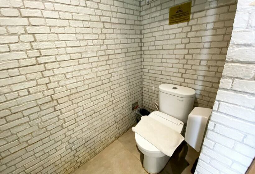 Номер Deluxe Кровать Кинг, Green Forest Resort & Wedding Bandung