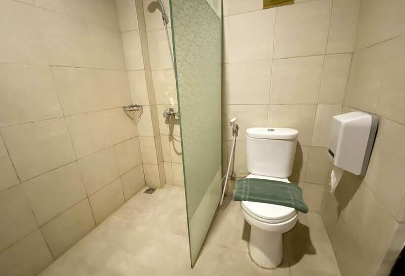 Номер Superior Кровать Кинг, Green Forest Resort & Wedding Bandung