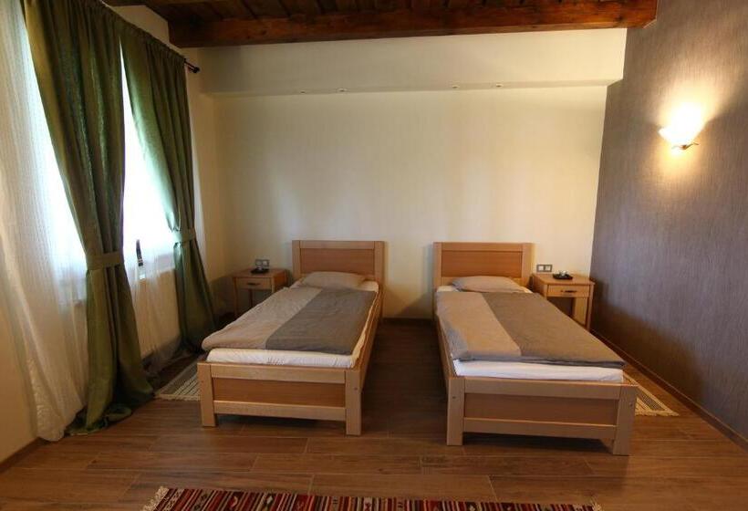 غرفة قياسية مطلّة علي البحيرة, Bibic Nature Lodge