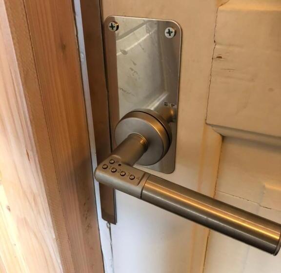 浴室共有スタンダード４人用ルーム, Pajula Majatalo