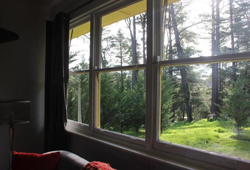 كابينة, Pirralilla Estate Adelaide Hills