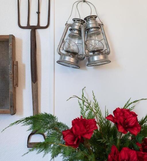 كابينة, Pirralilla Estate Adelaide Hills