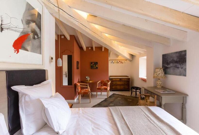 سوئیت جونیور با چشم‌انداز کوهستان, Ecocirer Healthy Stay