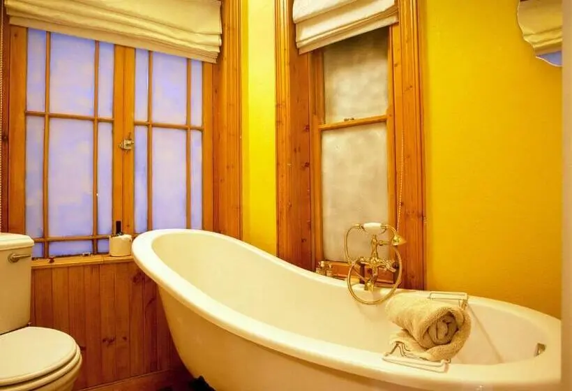 キングサイズベッドのデラックスルーム, Finchley Farm Cottages