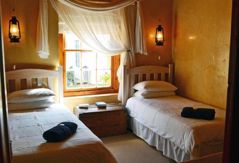 家庭间, Finchley Farm Cottages