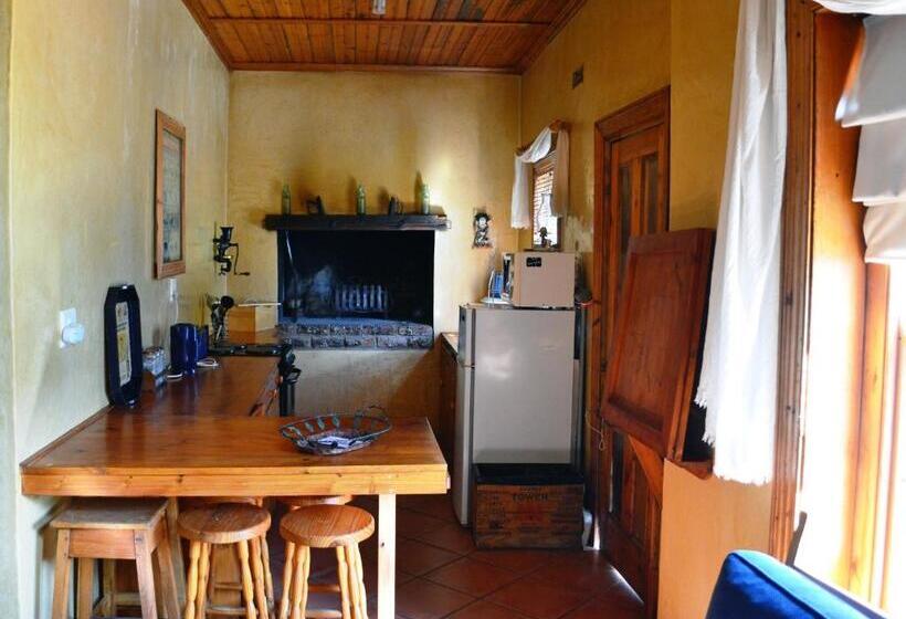 家庭间, Finchley Farm Cottages