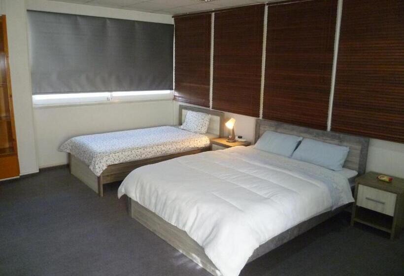 اتاق استاندارد, Datacom Guest House