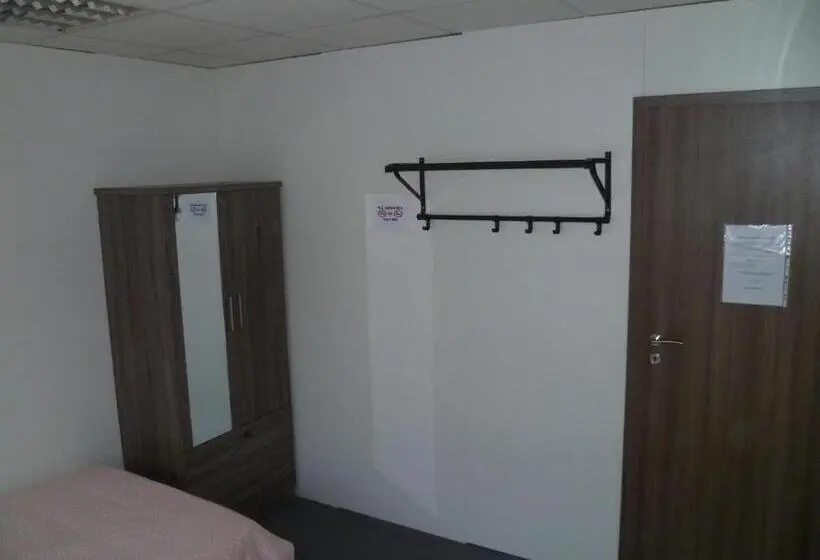 اتاق عادی, Datacom Guest House