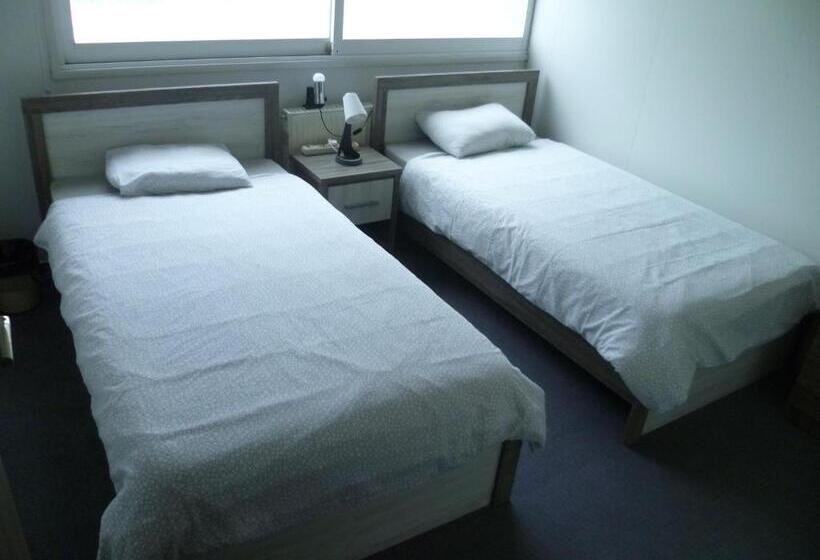 اتاق عادی, Datacom Guest House
