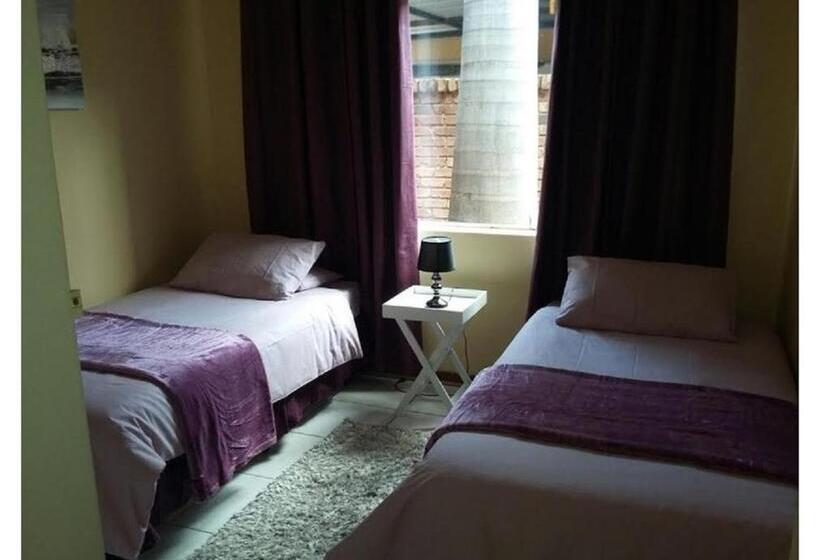 کلبه ییلاقی, Lala Bela Guest House