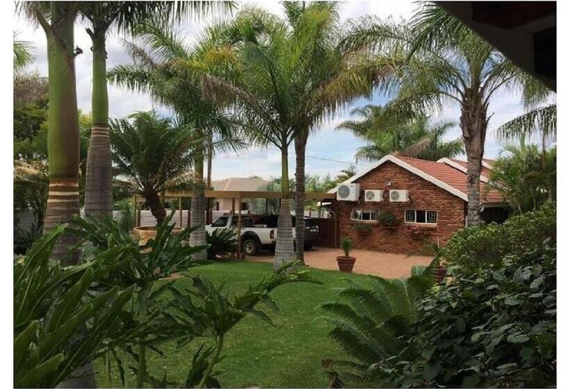 کلبه ییلاقی, Lala Bela Guest House