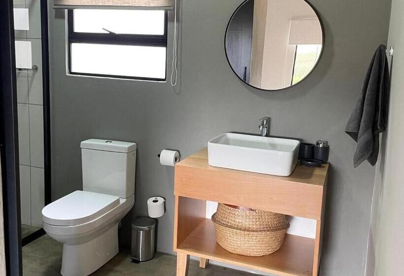 דירת חדר, The Goodland Cottages