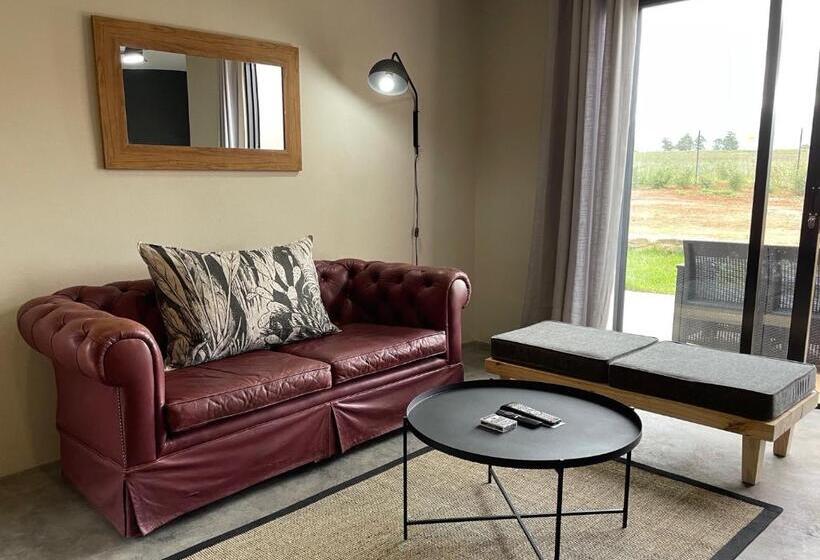 דירת חדר, The Goodland Cottages