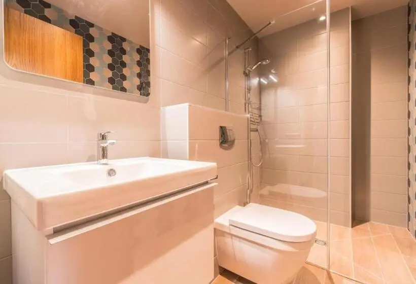 Family flat with terrace, Tamara Suites & Apartments