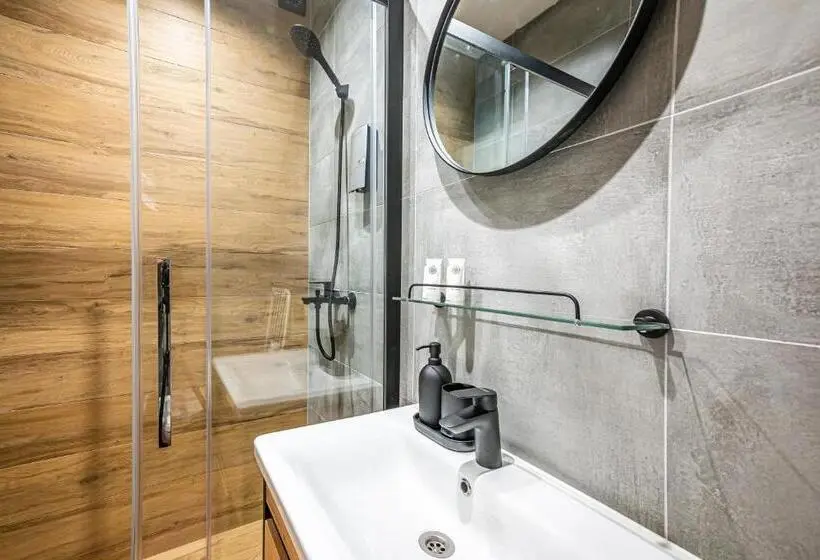 استودیو استاندارد با تراس, Tamara Suites & Apartments