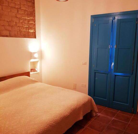 غرفة قياسية سرير كينج, B&b Le Rondini