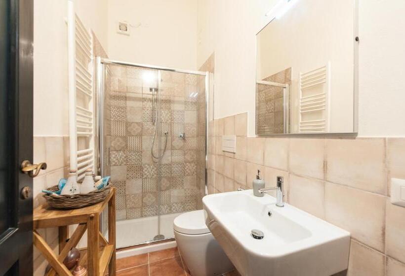 스탠다드 룸 킹사이즈 침대, B&b Le Rondini