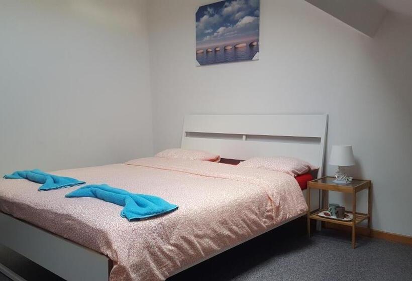 اتاق استاندارد با سرویس بهداشتی مشترک, Du Moulin Room