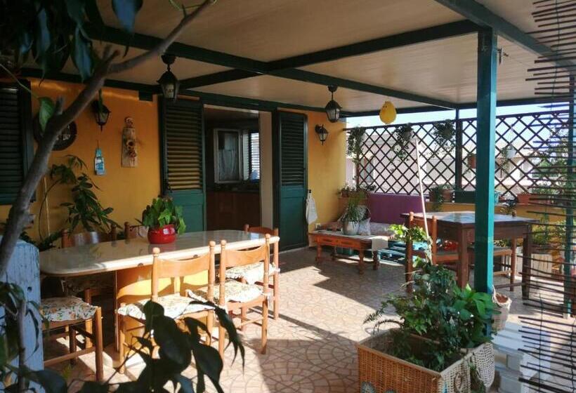 Quarto Estandar com Sacada, Green House