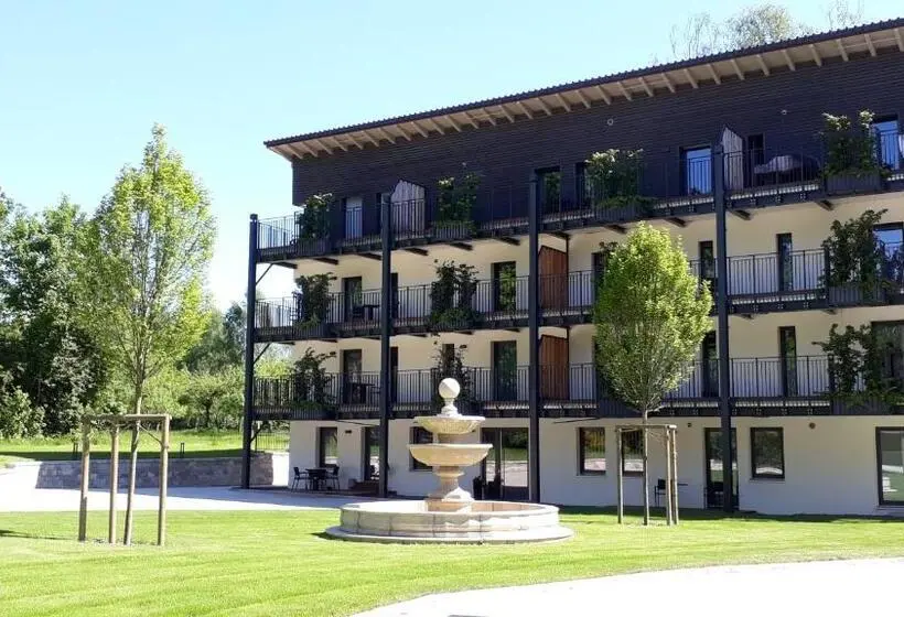 １階の１ベッドルームアパートメント, Waldhotel Rainau