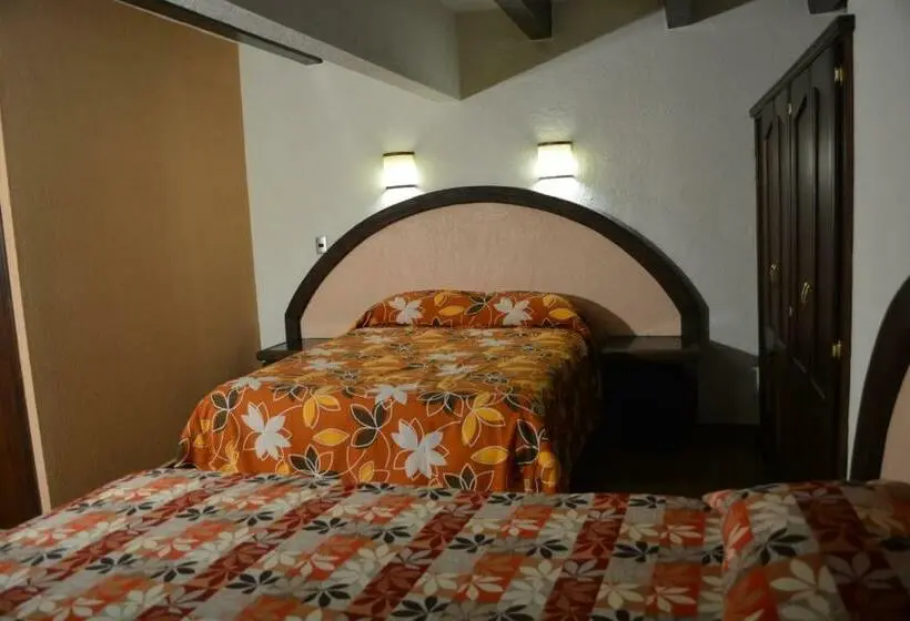 اتاق استاندارد سه نفره, Barroco