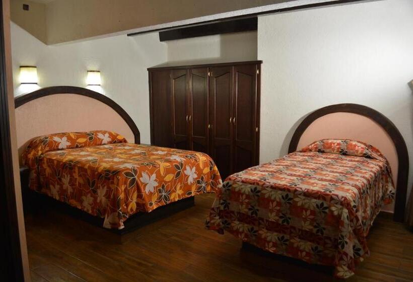 اتاق استاندارد سه نفره, Barroco