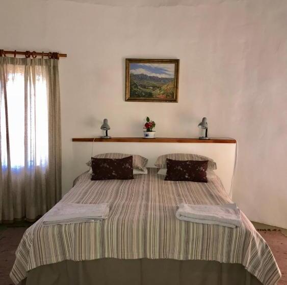 منزل 3 غرف نوم, Fisaasbos