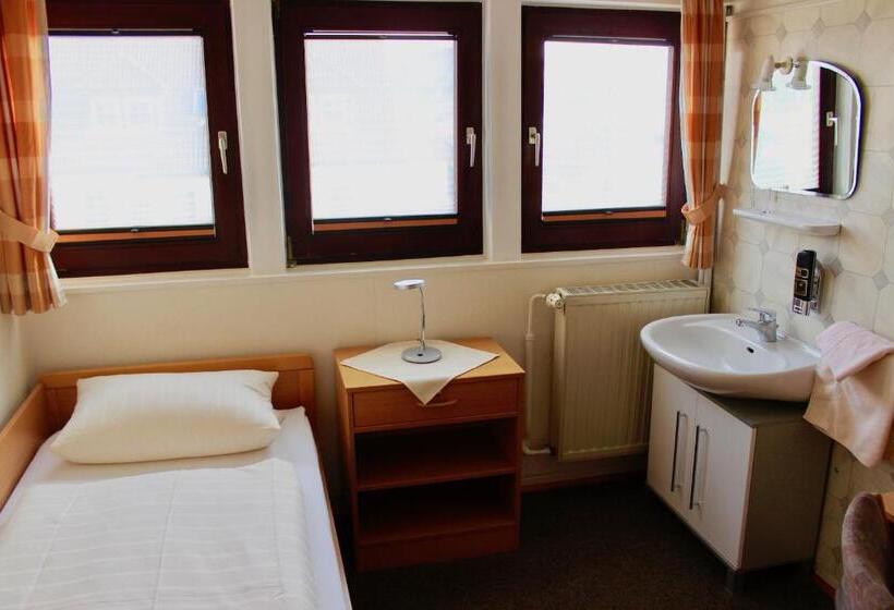 标准单人间共用浴室, Gasthof Klusmeyer