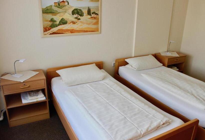 带共用浴室的标准房间, Gasthof Klusmeyer