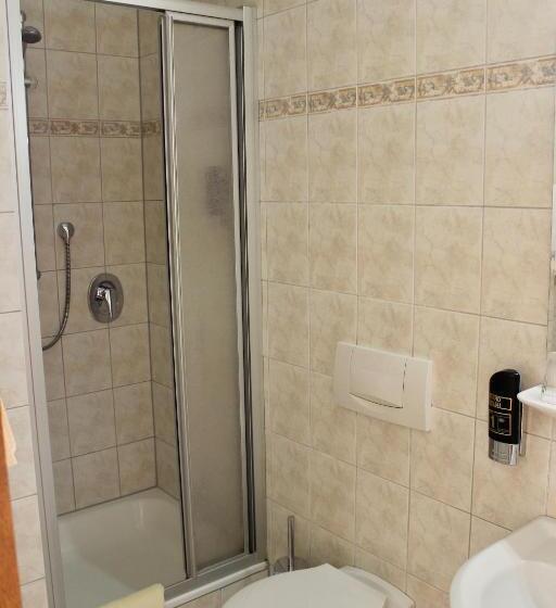 标准三人间, Gasthof Klusmeyer