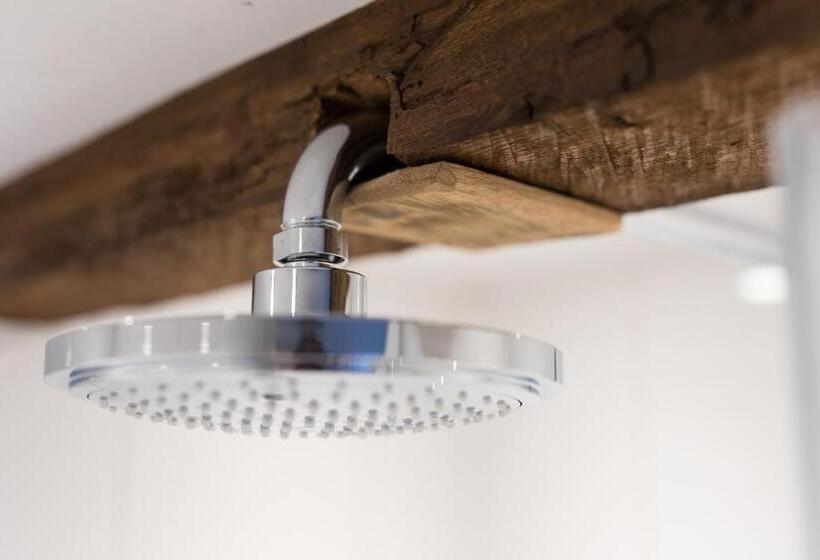 家庭间, Zur Burgstiege