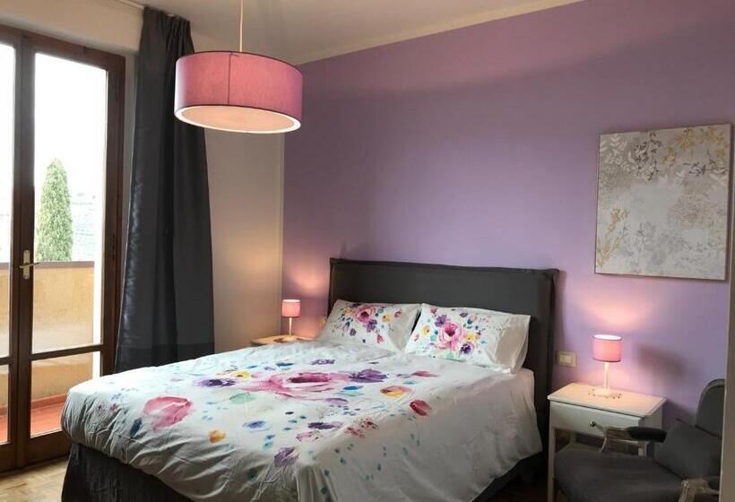 اتاق استاندارد, La Ghirlanda B&b