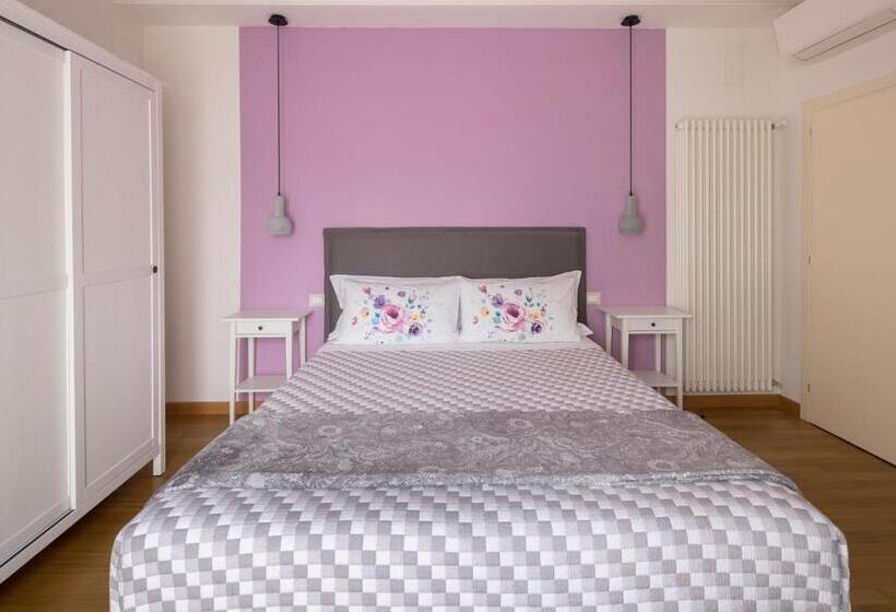 اتاق استاندارد, La Ghirlanda B&b