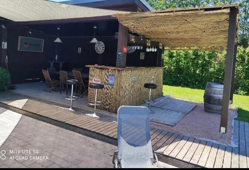 家族用バンガロー, Le Duplex De La Raveline 48a