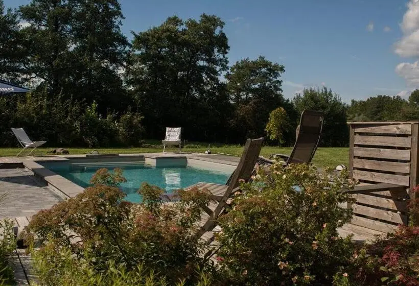 家族用バンガロー, Le Duplex De La Raveline 48a