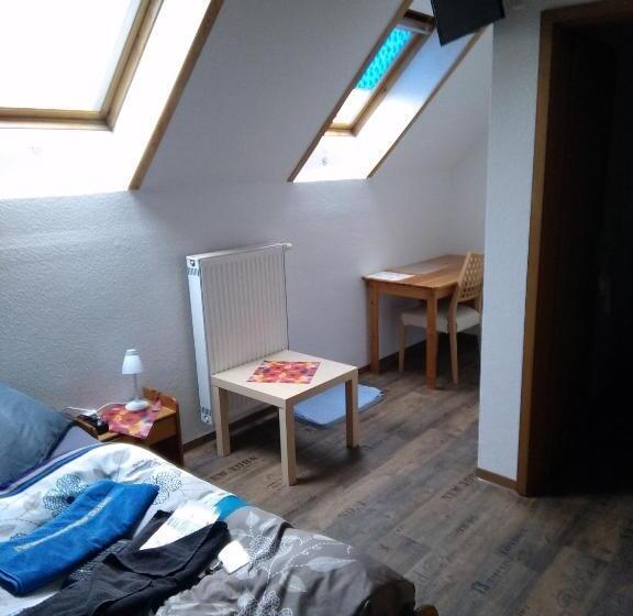 Номер Стандарт Индивидуальный, Zimmervermietung Schönfließer Stuben Auch Für Monteure