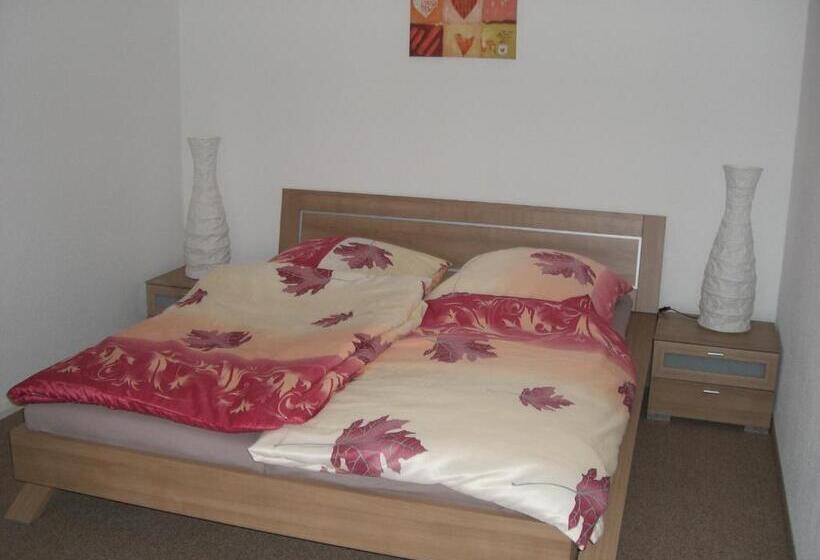 Семейный Номер, Zimmervermietung Schönfließer Stuben Auch Für Monteure