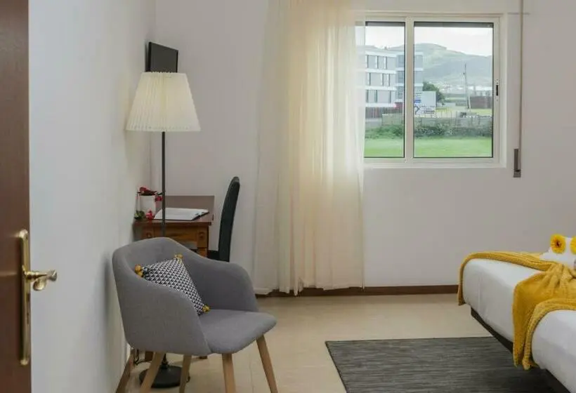 バスルーム共有のトリプルスタンダード, Areal De Santa Bárbara Guest House