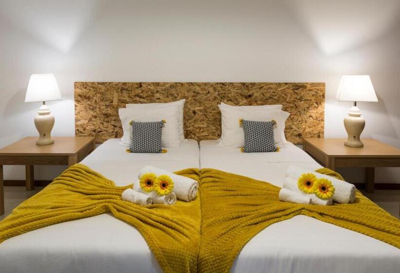 Трехместный Номер Стандарт Совместная Ванная, Areal De Santa Bárbara Guest House