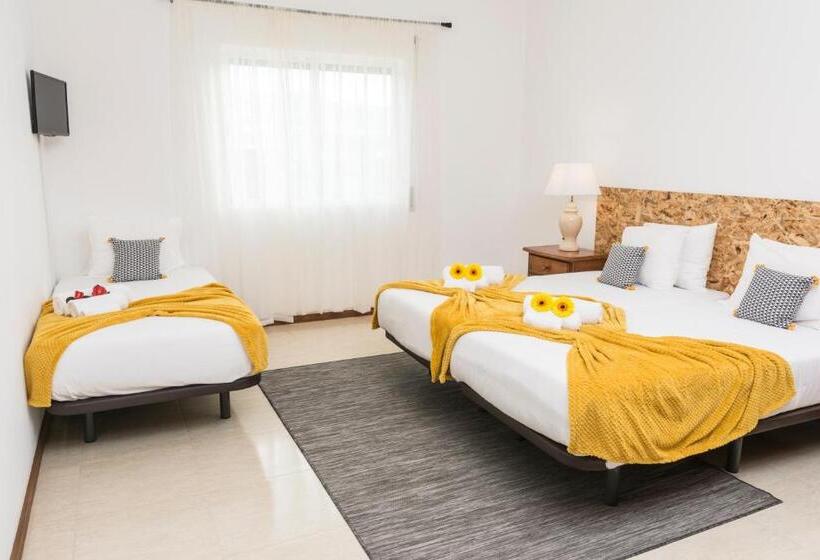 Трехместный Номер Стандарт Совместная Ванная, Areal De Santa Bárbara Guest House