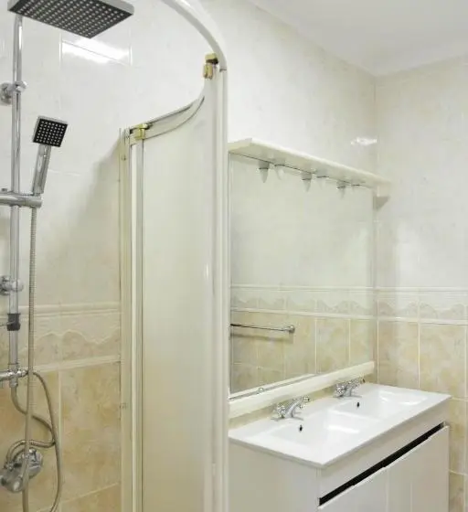 اتاق استاندارد با سرویس بهداشتی مشترک, Encarnação Home