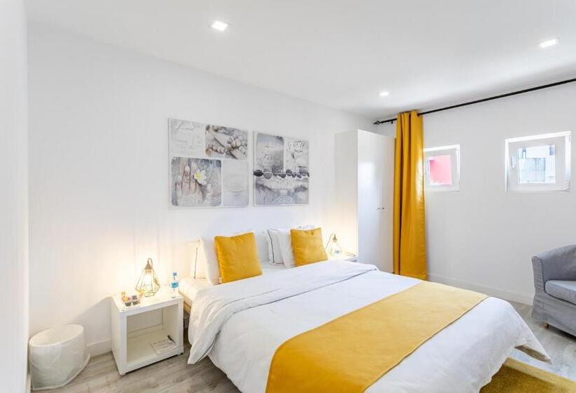 سوییت, Encarnação Home